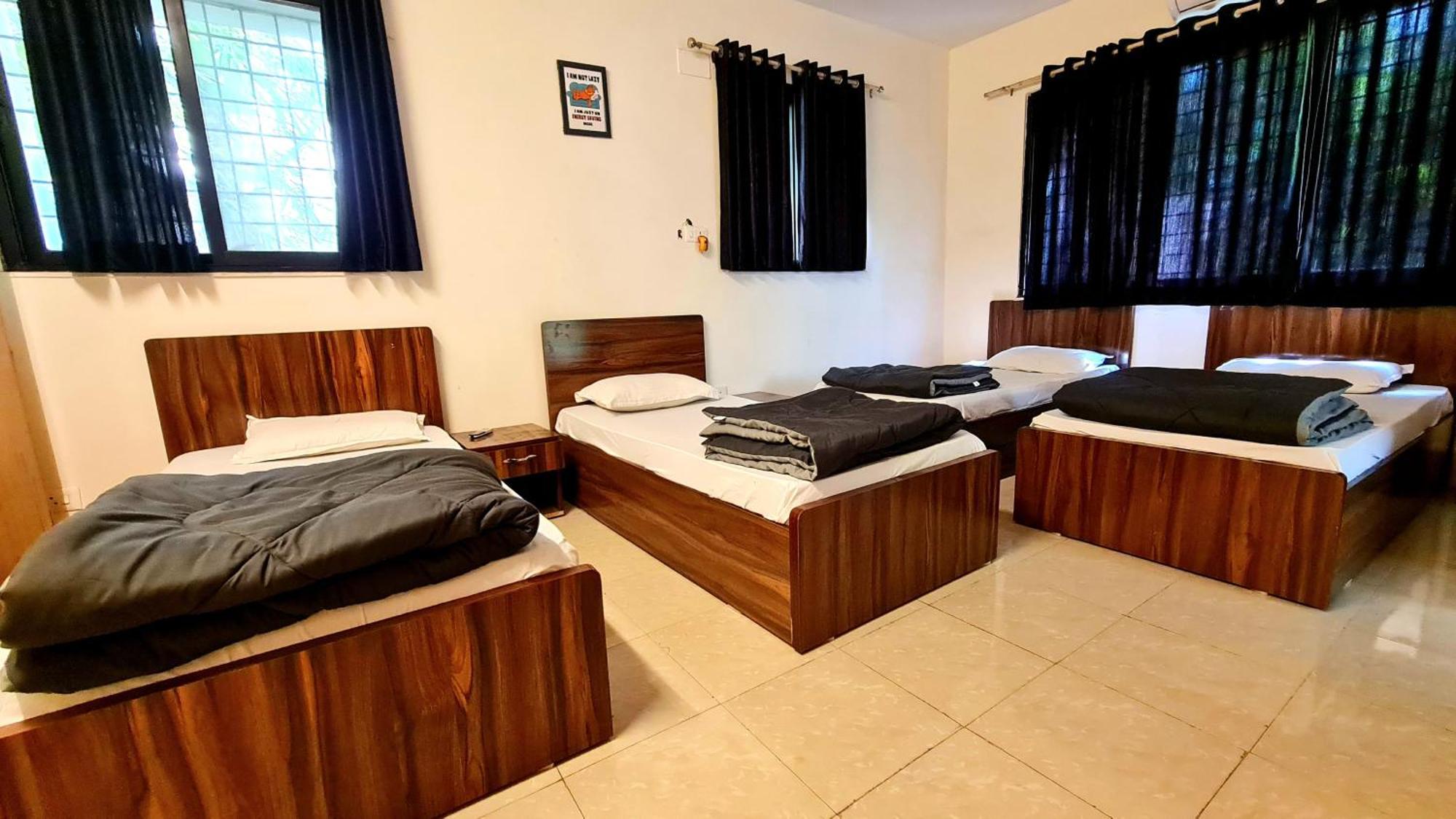 Rostel Backpackers Hostel Pune Exterior foto